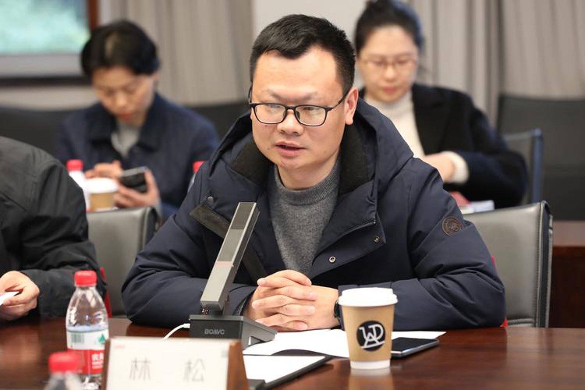 工业互联网平台引领产业升级